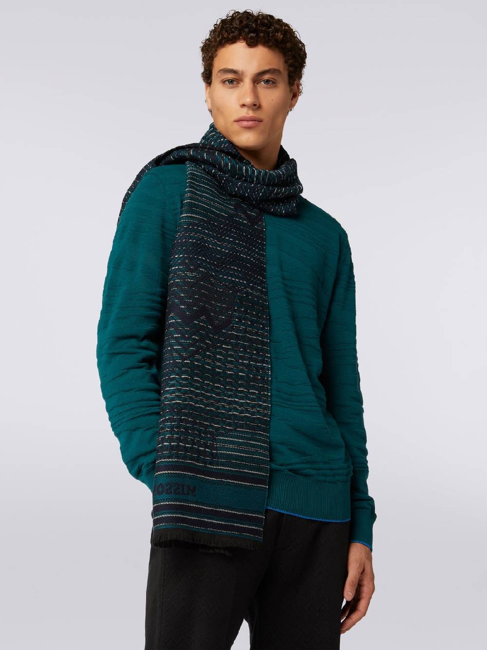 M Missoni Sciarpa in maglia di lana con multi-lavorazione e bordi sfrangiati Convenienza