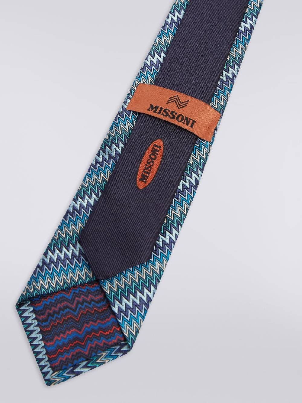 M Missoni Cravatta in seta zig zag Ritorno libero