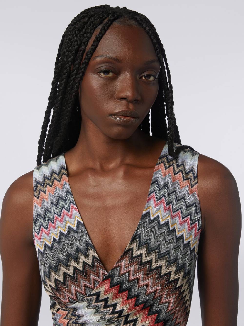 M Missoni Mini-abito con scollatura a V in cotone e viscosa zig zag Vendita Calda
