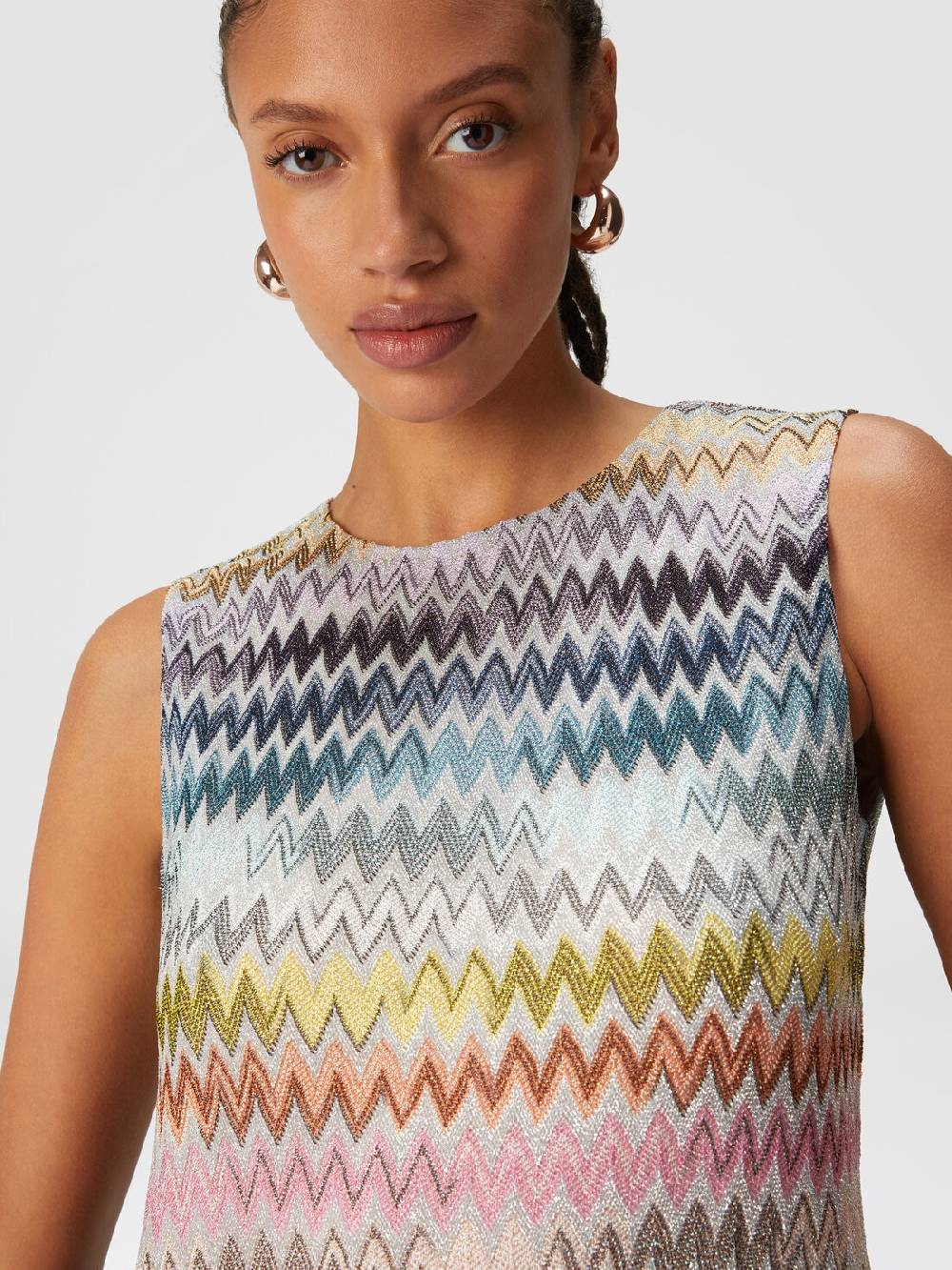 M Missoni Mini-abito senza maniche in viscosa zig zag lamé Offerta temporanea