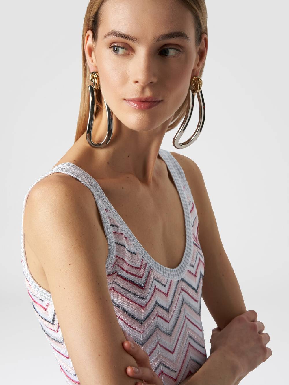 M Missoni Mini-abito senza maniche in misto viscosa zig zag con paillettes Spedizione Gratuita
