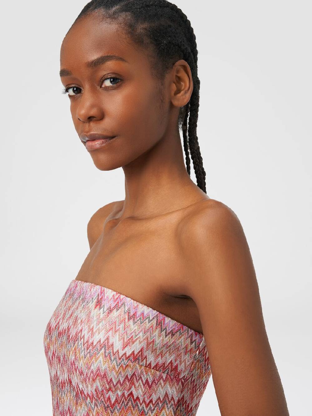 M Missoni Mini-abito in viscosa lamé chevron Vendita
