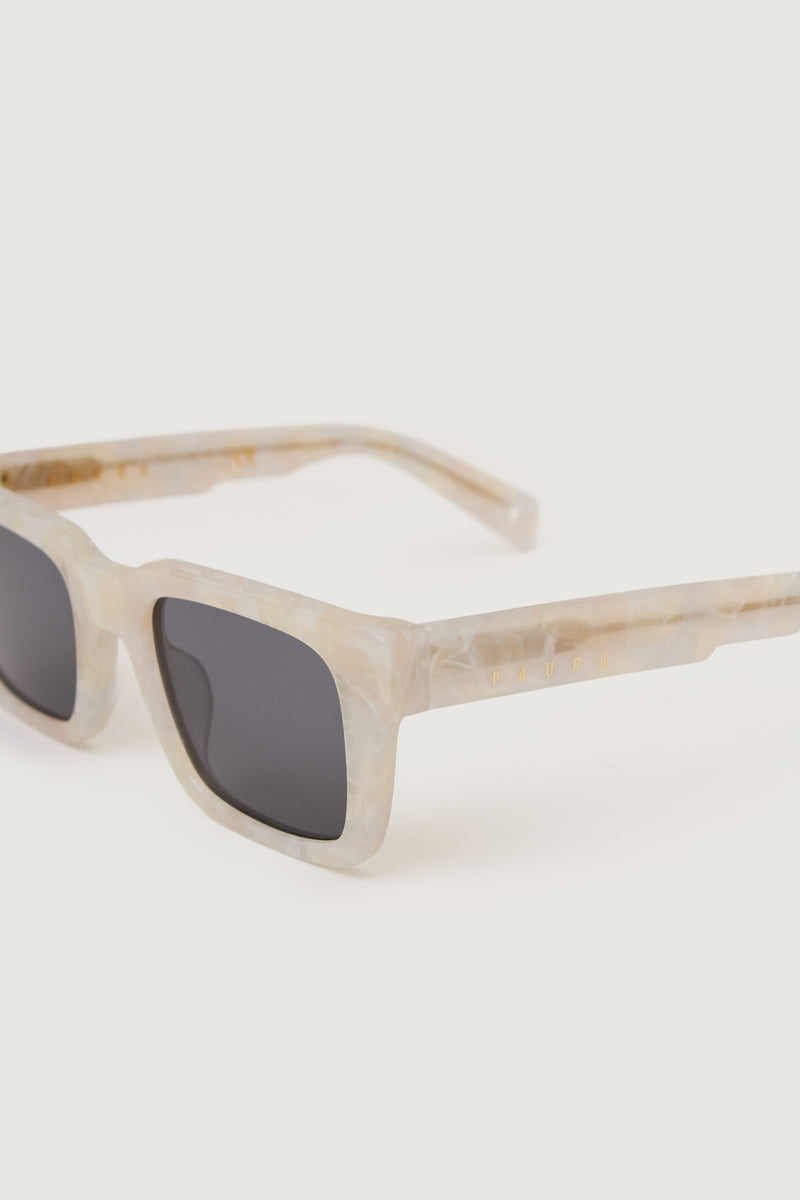 Paura DELIRIO SUNGLASSES PEARL/GREY LENS Fino Al -60%