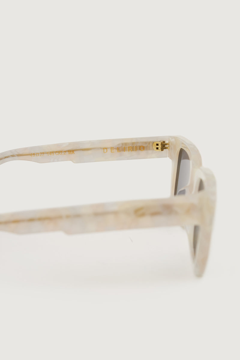 Paura DELIRIO SUNGLASSES PEARL/GREY LENS Fino Al -60%