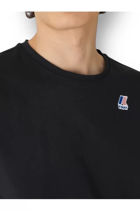 K-WAY T-shirt da uomo K-WAY Il marchio K-WAY offre una maglietta comoda e resistente per uomini. Qualità premium e design alla moda. Perfetta per ogni occasione Prezzo Ridotto