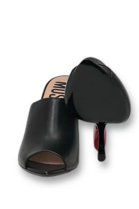 MOSCHINO Scarpe con tacco Moschino Stile iconico e qualità superiore: le scarpe con tacco Moschino In Linea