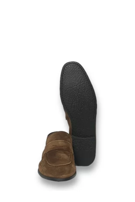 MILLE 885 è il brand leader di mocassini di alta qualità. Comfort e stile Discount Store per i nuovi prodotti