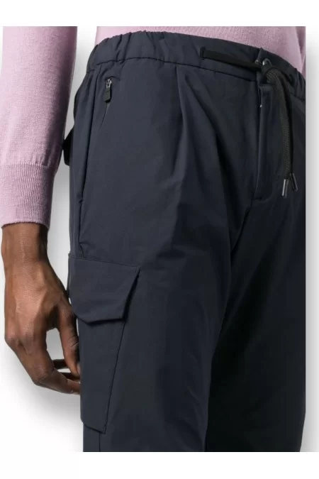 HERNO Pantaloni HERNO Trousers HERNO: stile italiano con qualità eccezionale. Confortevoli e alla moda Sottocosto