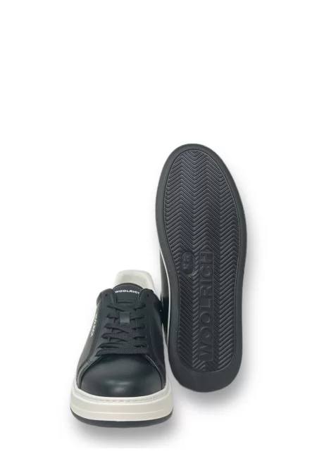 WOOLRICH SCARPA UOMO WOOLRICH WFM241010 1610 Stile e comfort per l\'uomo moderno. Perfetto per ogni occasione 2025