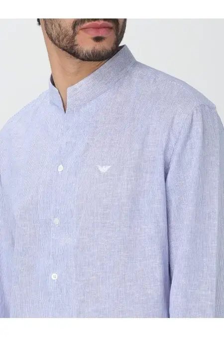 GIORGIO ARMANI Camicia Uomo Giorgio Armani Un capo di alta moda per l\'uomo contemporaneo. Qualità e stile incomparabili. Tessuto pregiato Design elegante Marchio di lusso Comfort garantito Investi nel tuo look con la camicia G Offerta