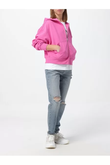 CALVIN KLEIN Jeans delle donne di Calvin Klein Il marchio di moda Calvin Klein presenta i jeans femminili dal design elegante e di alta qualità. Perfetti per ogni occasione Promozione Limitata