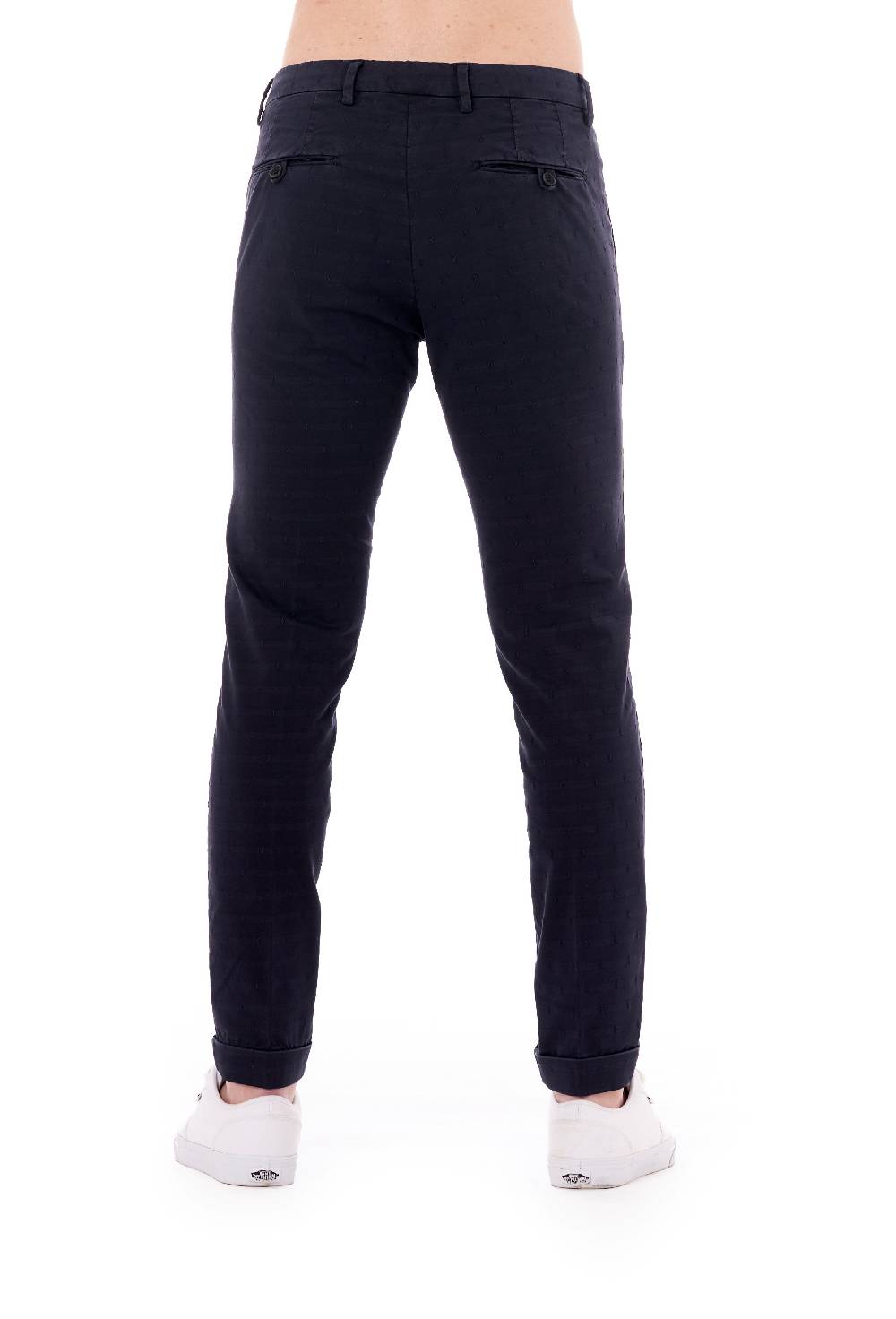 Pop84 Pantalone chino con micro ricami modello Milano 2025