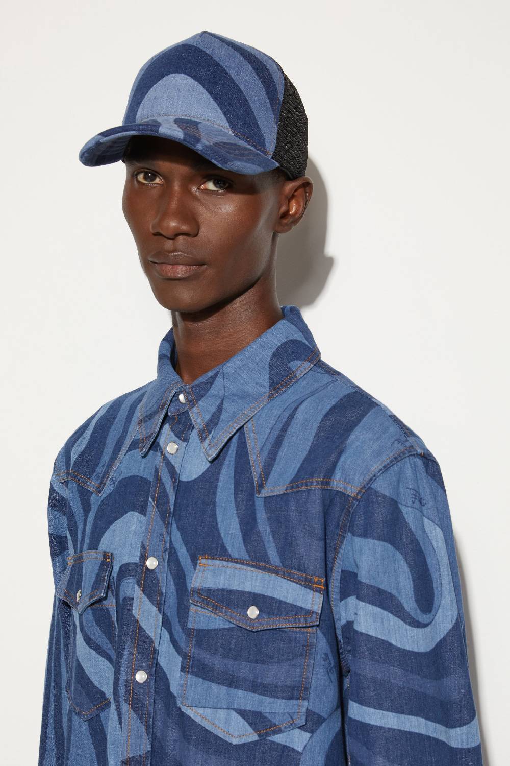Pucci Camicia in denim con stampa Marmo Promozione