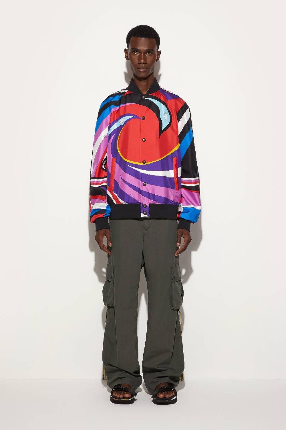 Pucci Bomber in seta con stampa Cigni Enormi risparmi