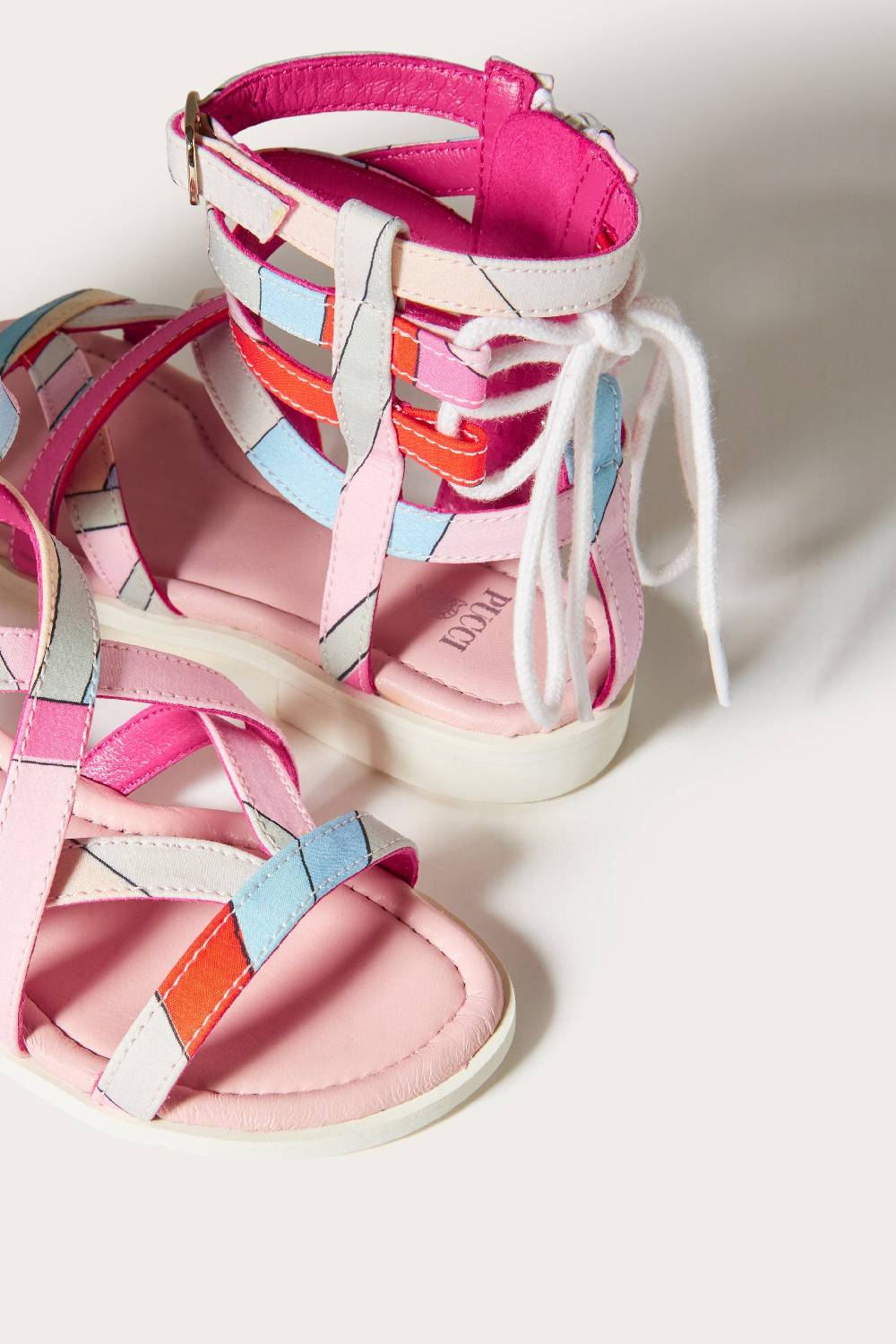Pucci Sandali con stampa Iride Sconto