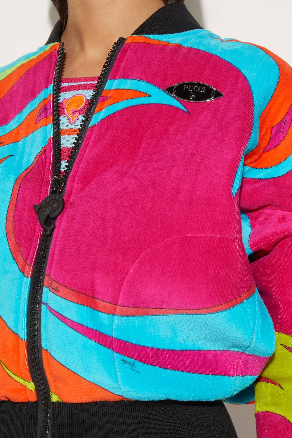 Pucci Bomber in spugna con stampa Cigni 2025