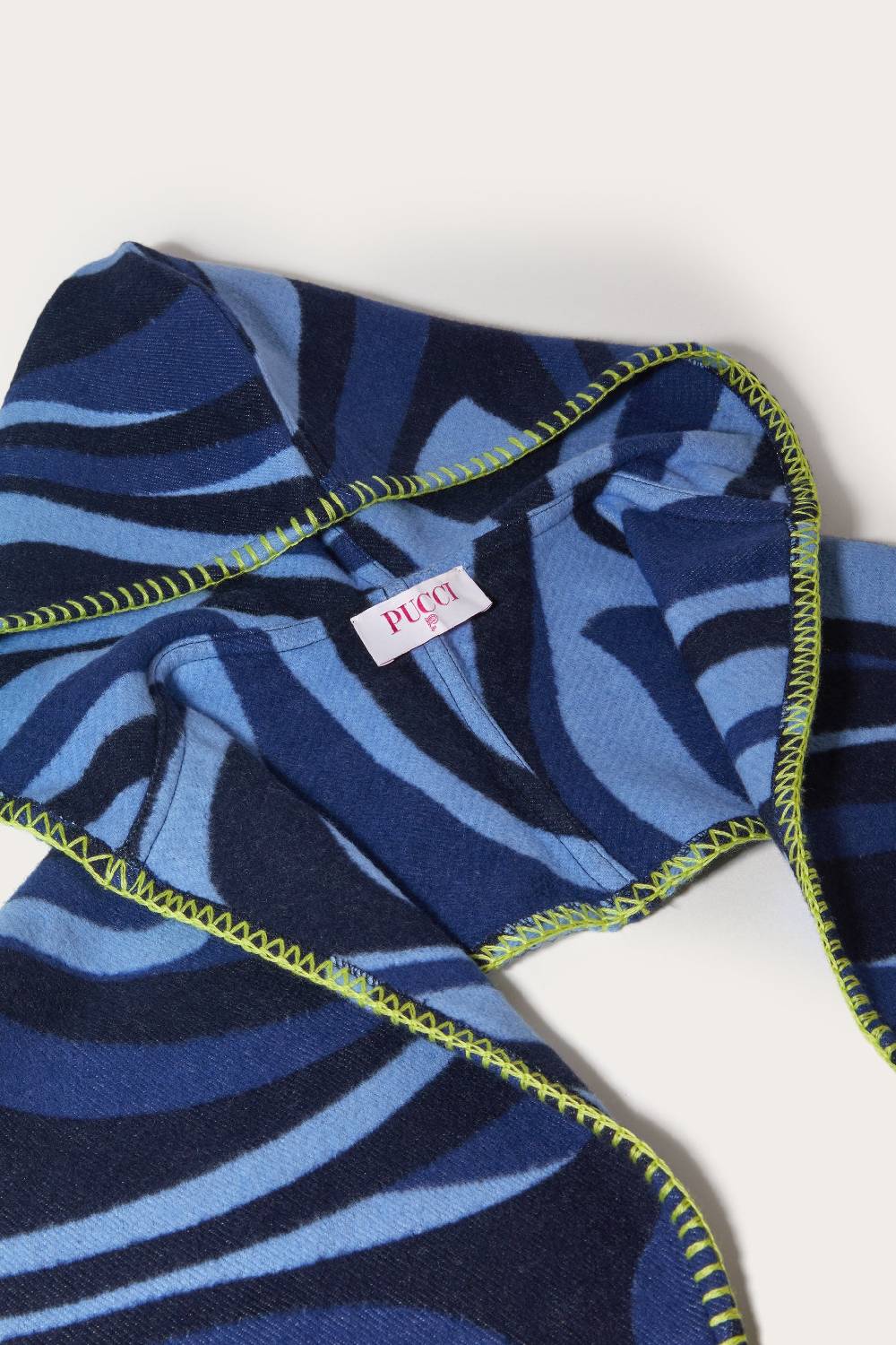 Pucci Marmo-Print Hooded Scarf Smaltimento dello stoccaggio