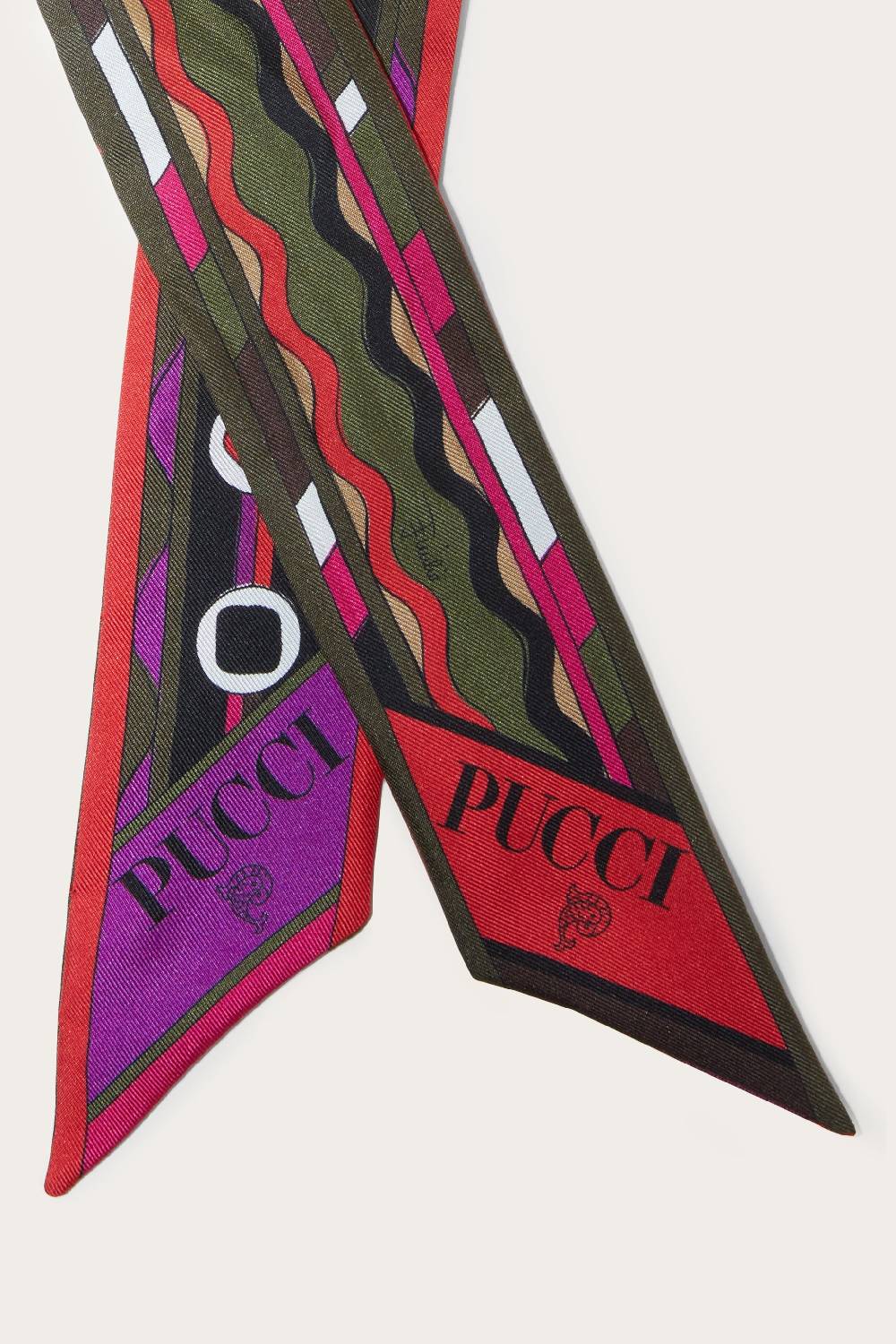 Pucci Foulard in seta con stampe Vivara e Bersaglio Comprane uno, ottenene uno gratis