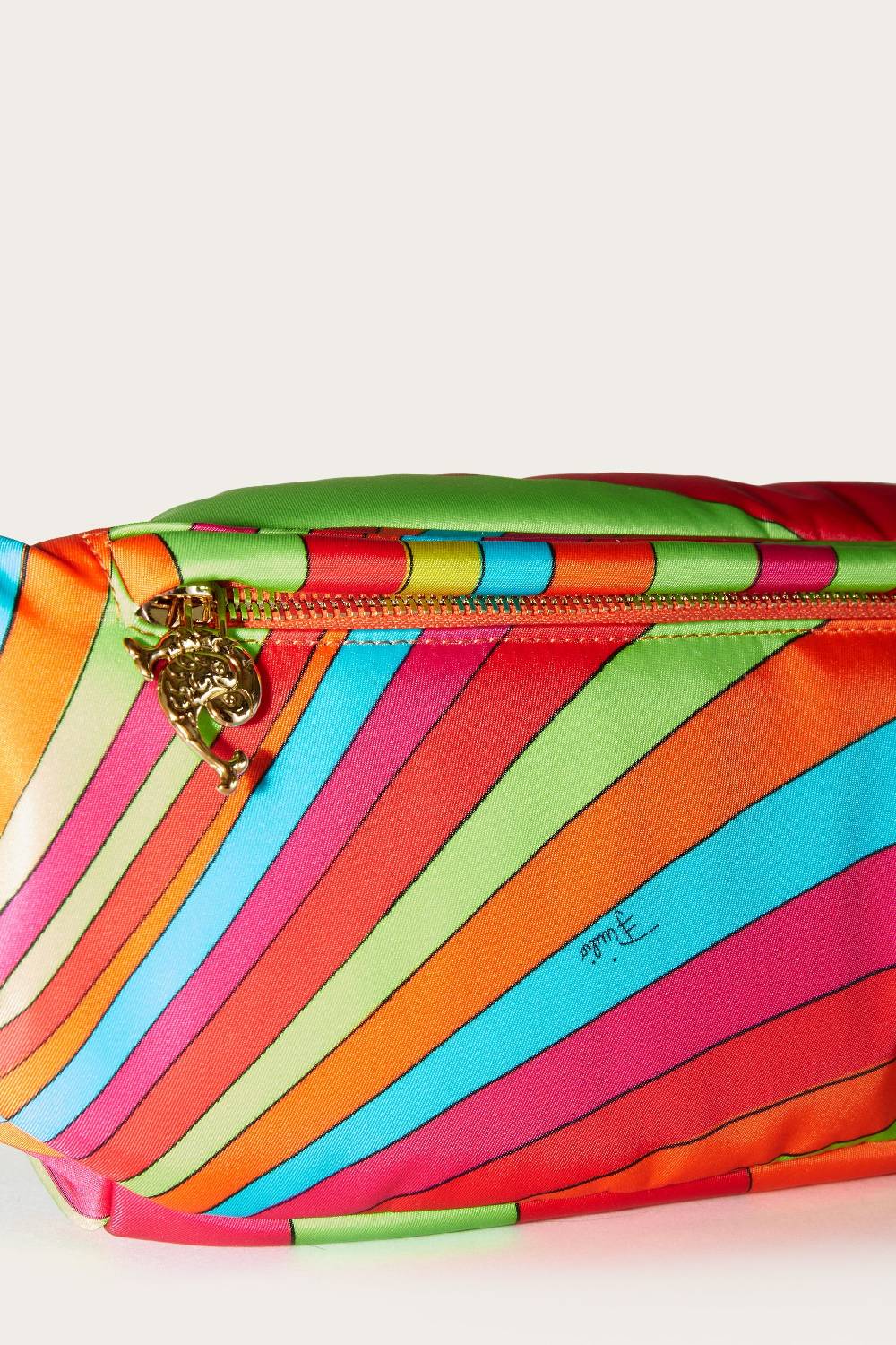 Pucci Marsupio Yummy Discount Store per i nuovi prodotti