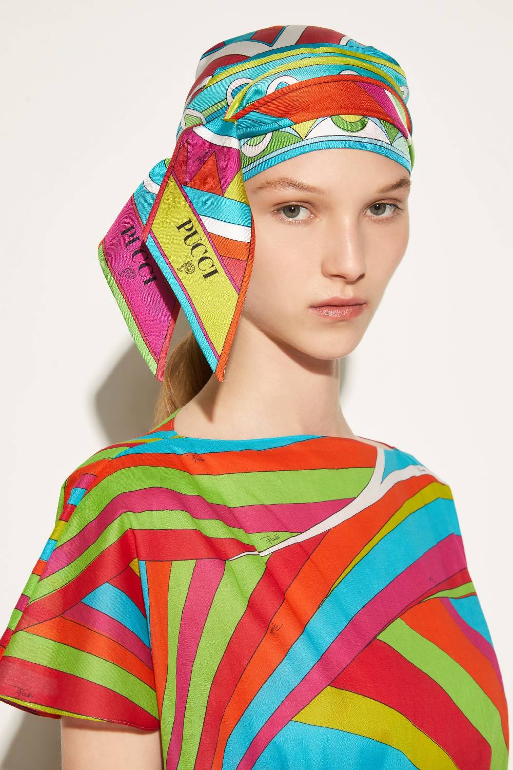 Pucci Foulard in seta con stampa Vivara Trasporto libero internazionale