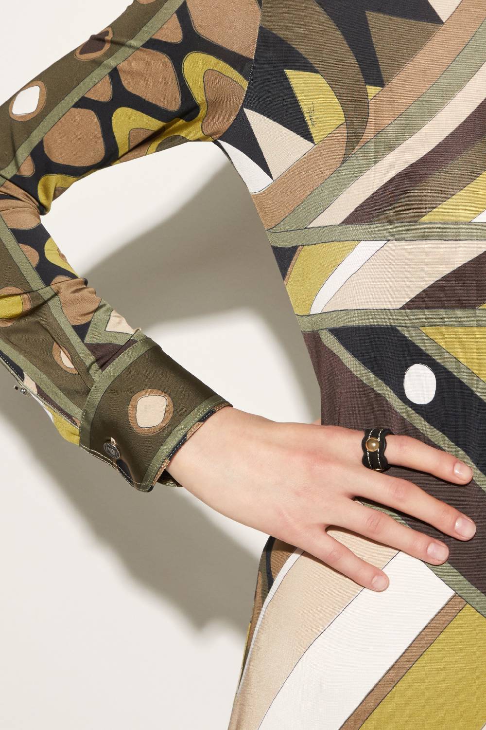 Pucci Anello Onde sottile in pelle scamosciata Negozi Online