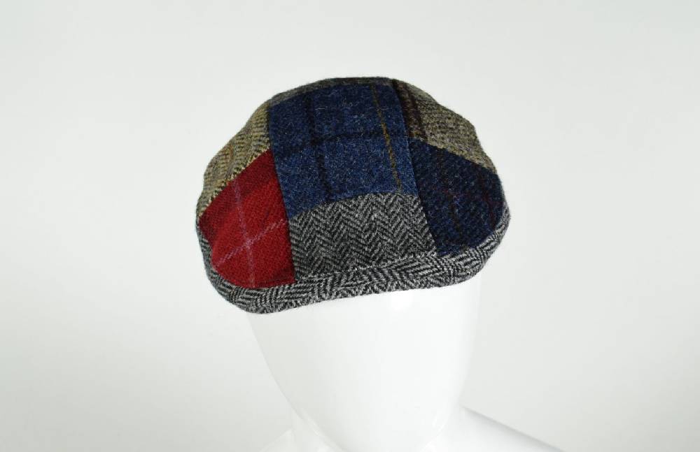 Panizza Berretto panizza a patchwork in lana harris tweed Negozi Online