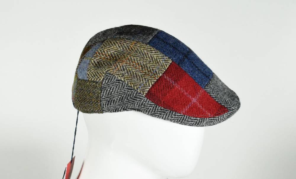 Panizza Berretto panizza a patchwork in lana harris tweed Negozi Online