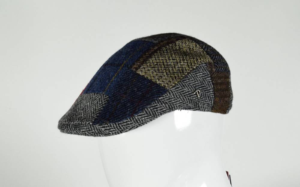 Panizza Berretto panizza a patchwork in lana harris tweed Negozi Online