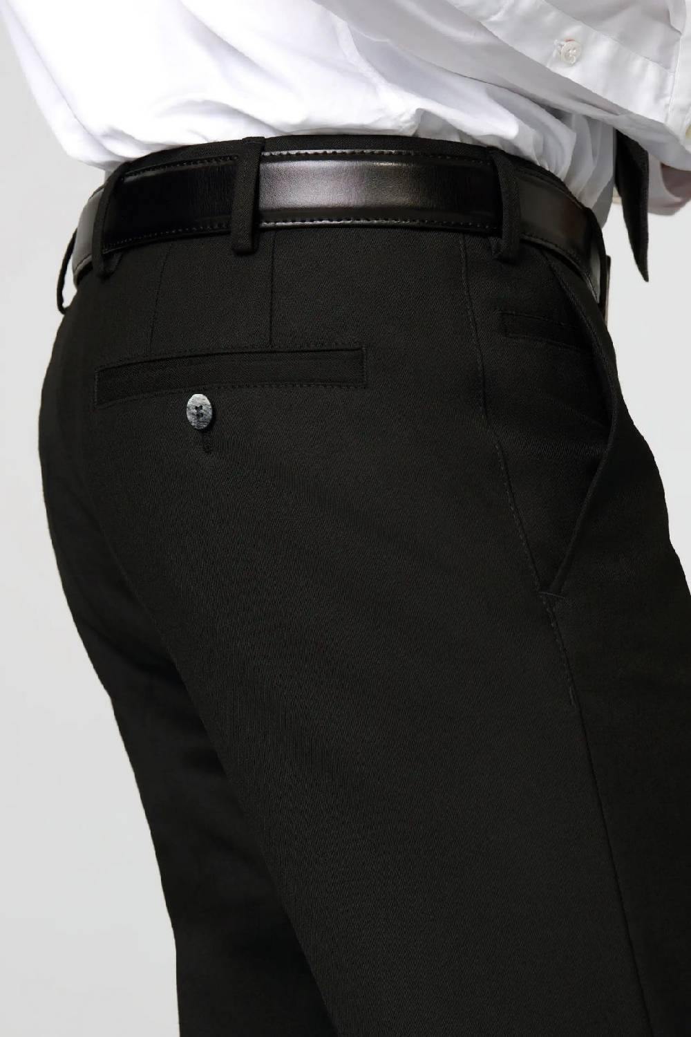 Meyer Pantalone meyer nero in premium soft twill comfort fit Offerte
