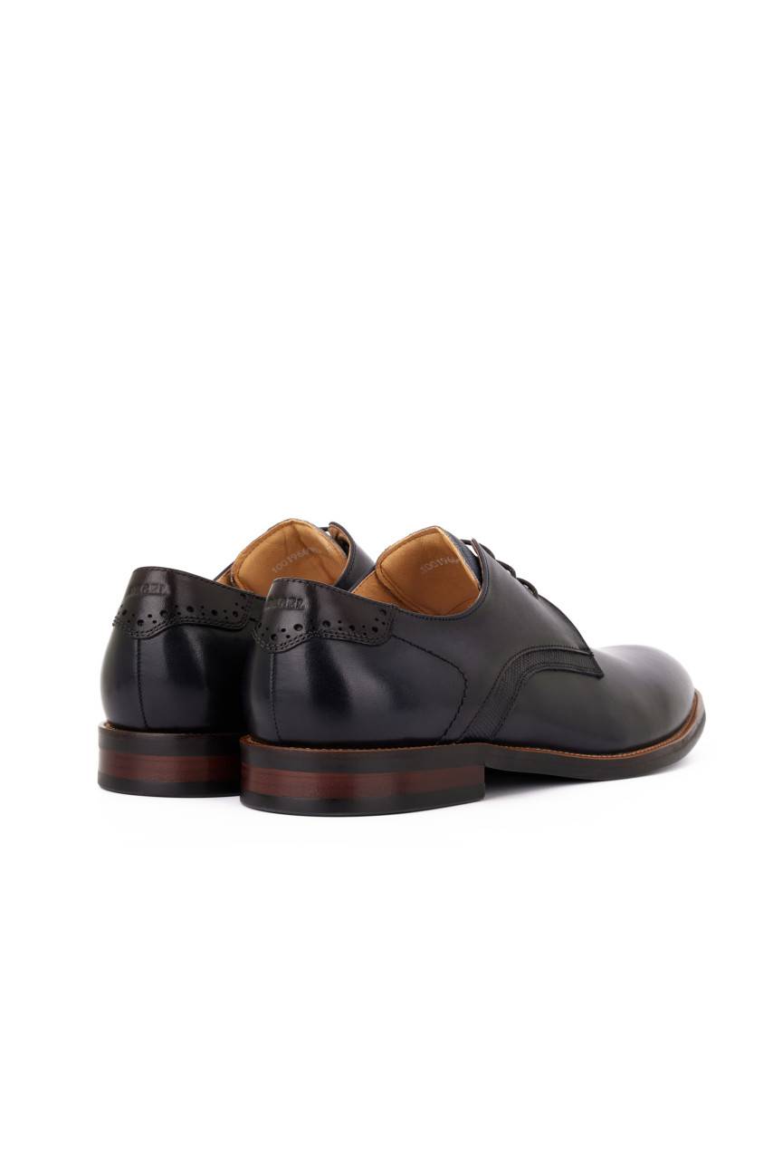 Digel Scarpa raffinata in stile derby in vera pelle Nuovo