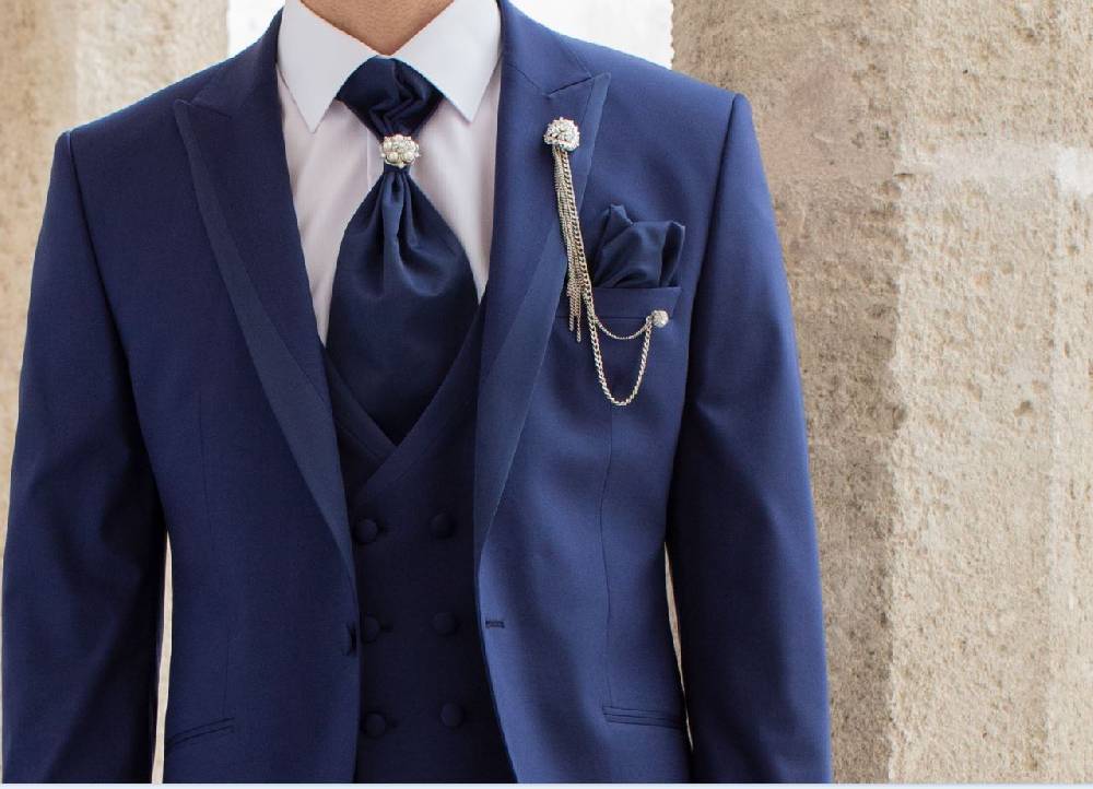Musani Milano Cerimonia Abito bluette slim fit musani cerimonia completo di panciotto cravatta camicia Presa