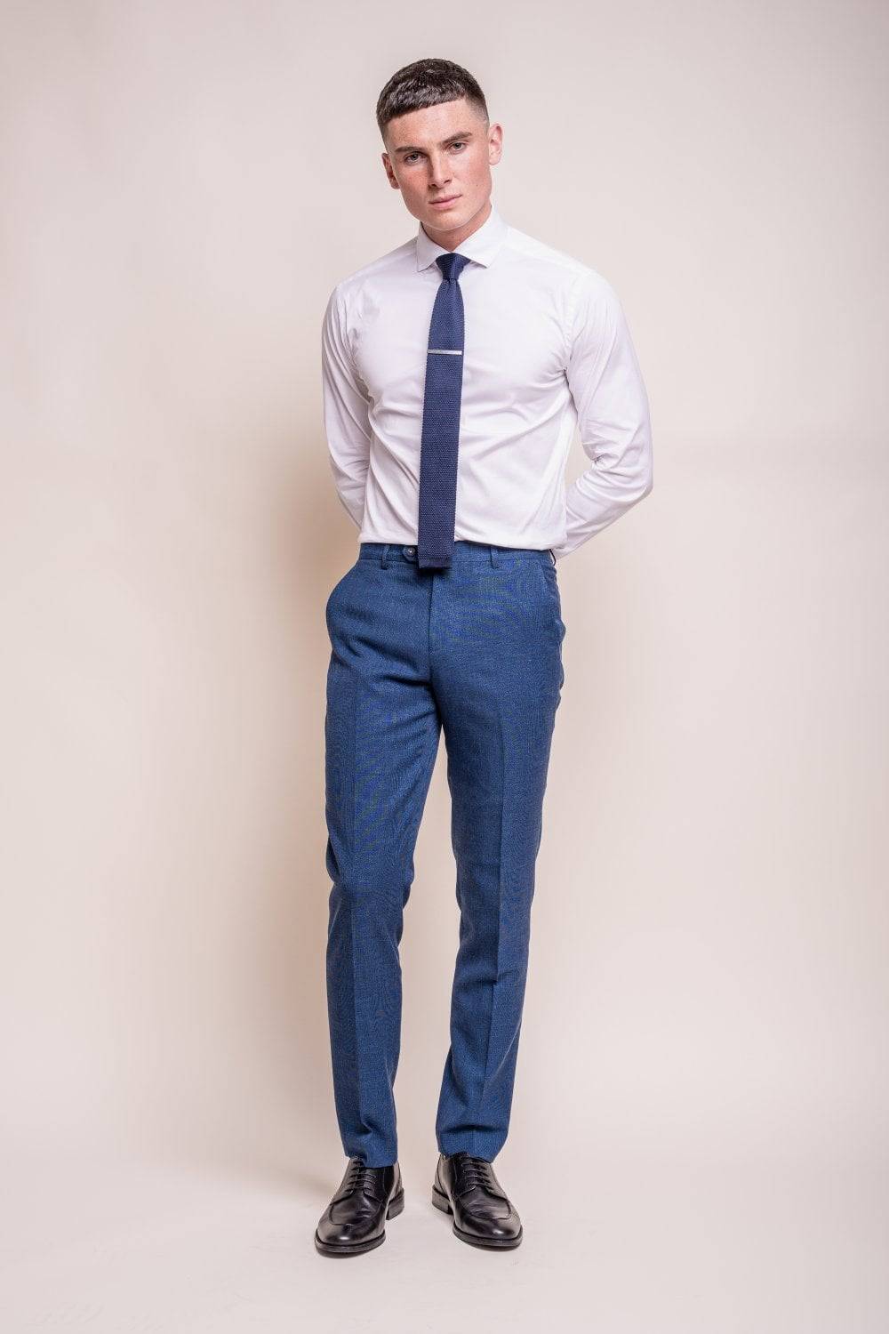 House of Cavani Abito blu house of cavani semi foderato stretch modern fit In vendita