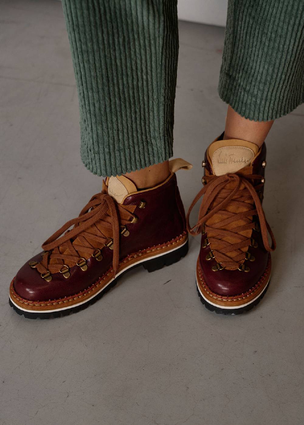 Luis Trenker Scarpa alta stringata in pelle modello Lupaolina 2025