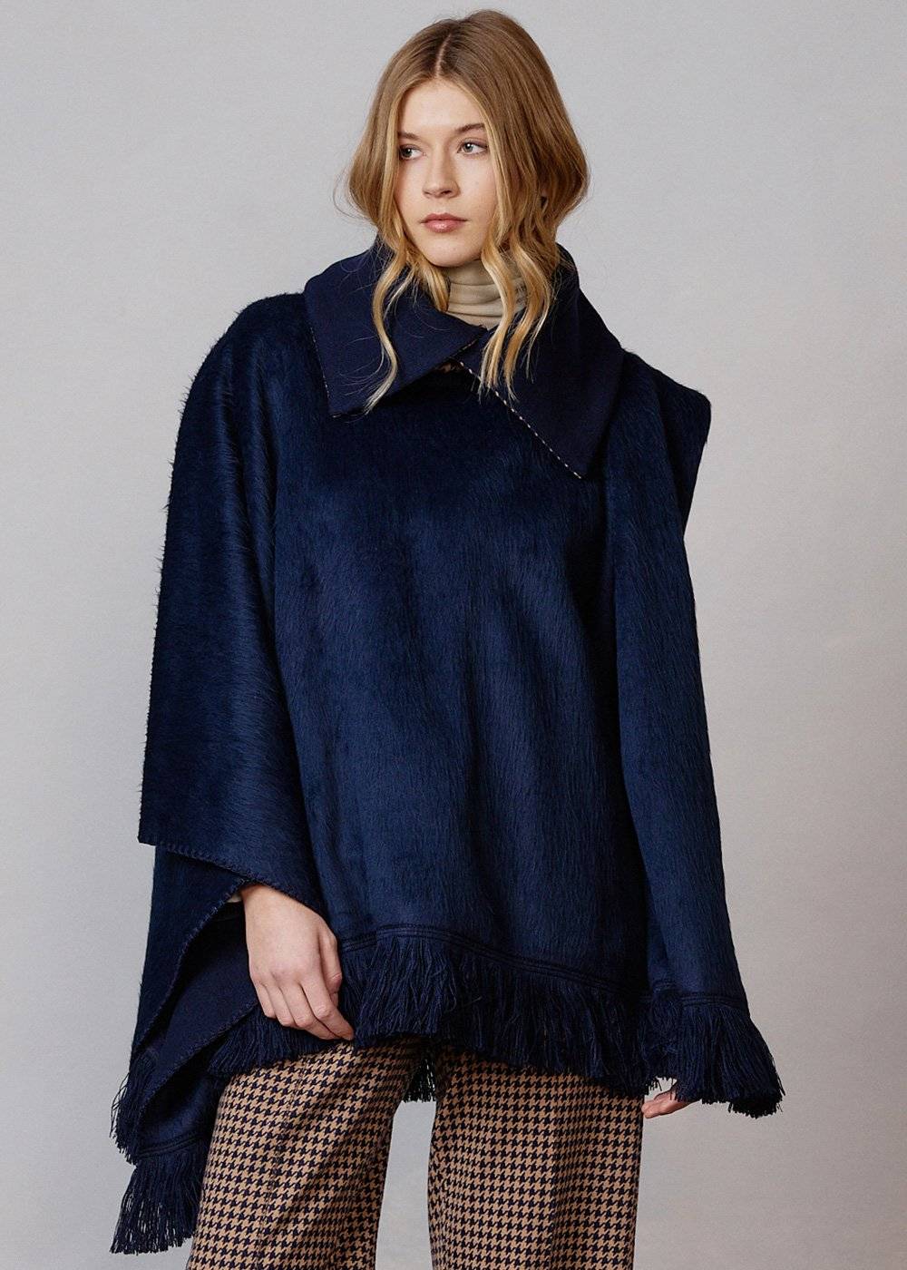 Luis Trenker Poncho con frange modello Lupiera Lightning offer
