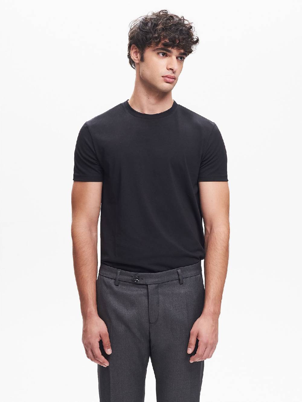 Rinascimento T-shirt Girocollo Uomo Nero QB24 Soddisfazione Garantita
