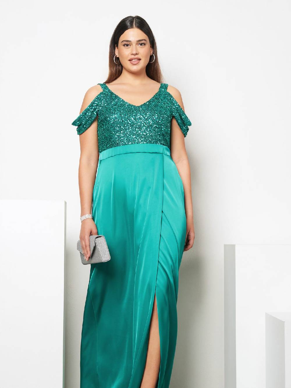 Rinascimento Abito Lungo Curvy Paillettes & Raso Outlet