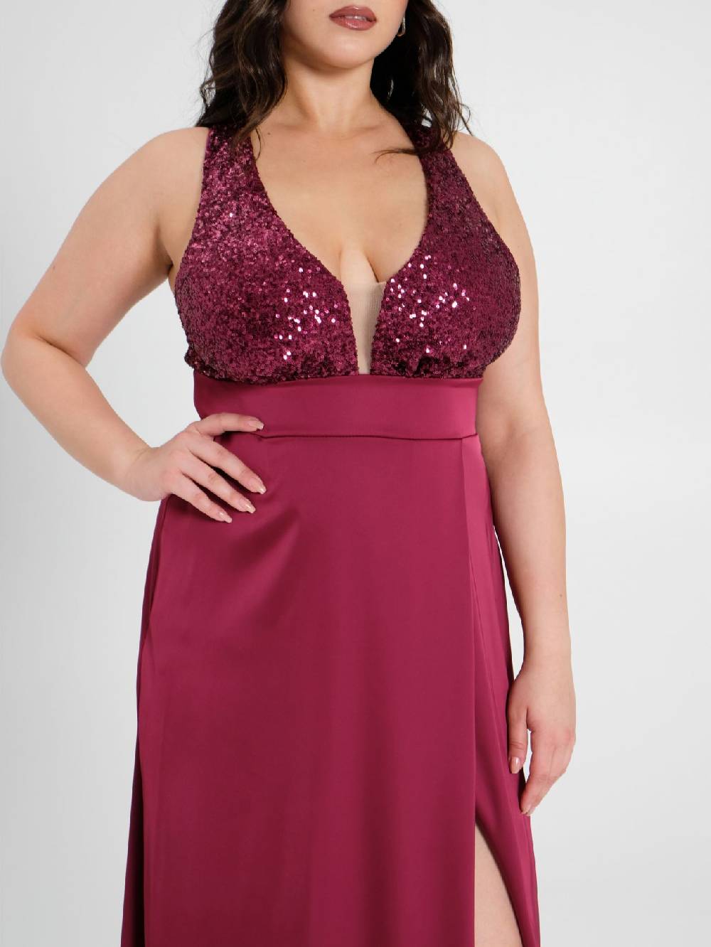 Rinascimento Abito Curvy Paillettes e Raso Saldi Di Fabbrica