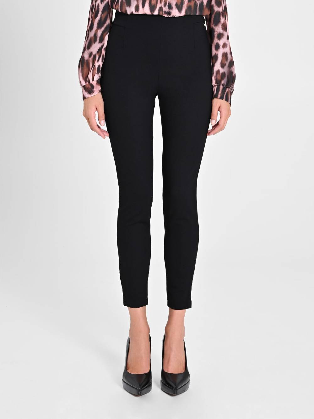 Rinascimento Pantaloni Extra Skinny Fino Al -60%