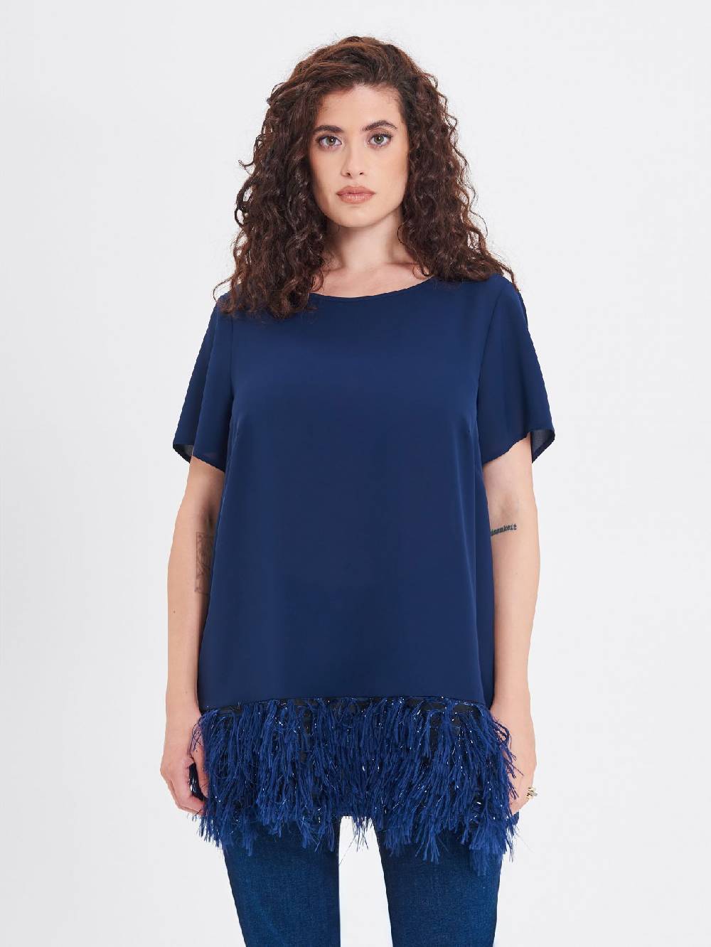 Rinascimento Blusa Curvy con Piume Lurex In Linea