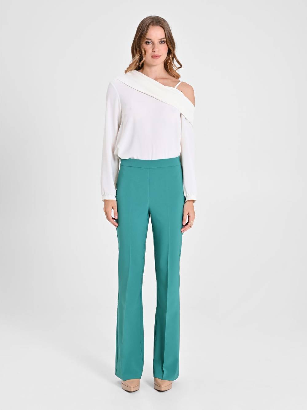 Rinascimento Pantaloni Flared in Tessuto Tecnico Verde Giada Donna Grande vendita