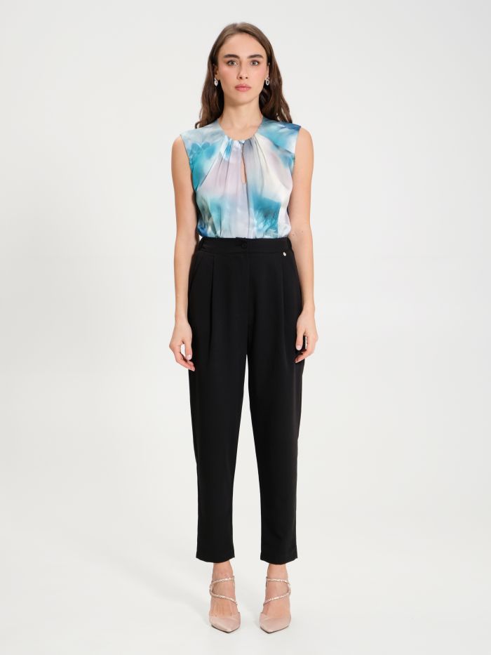 Rinascimento Pantaloni Carota con Punto Smock Negozi Online