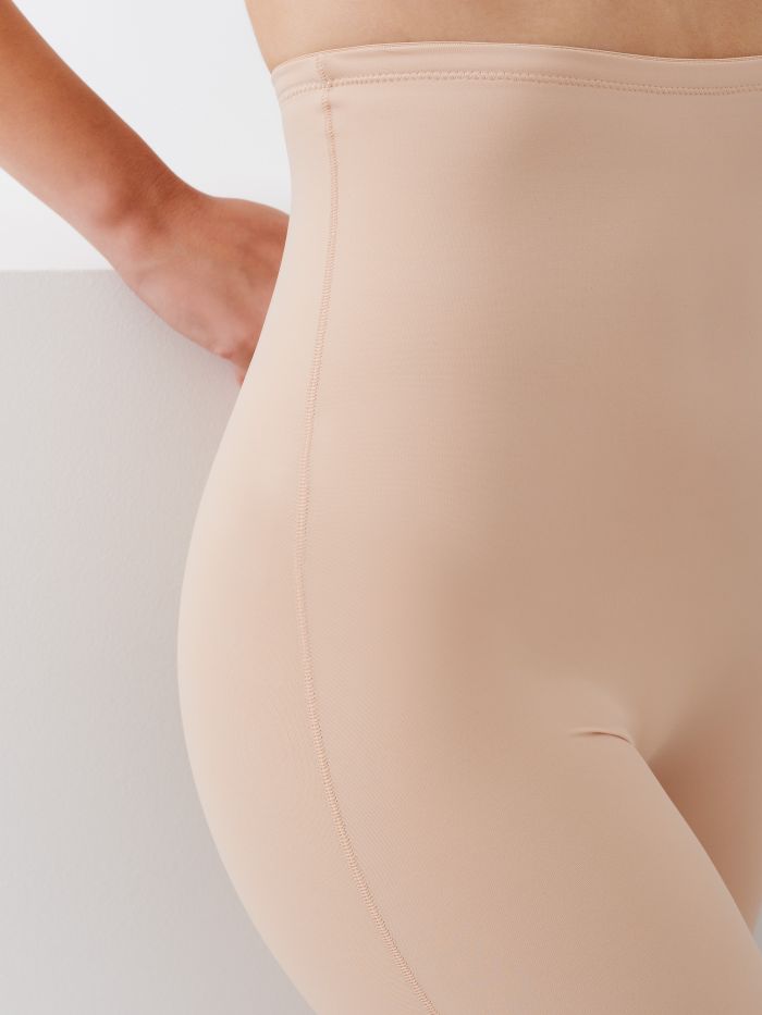 Rinascimento Short modellante Trento Discount Store per i nuovi prodotti