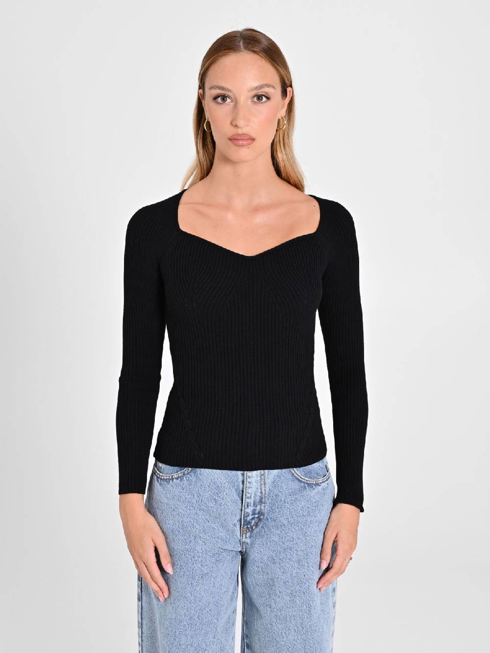 Rinascimento Maglia Nera con Scollo a Cuore In Vendita