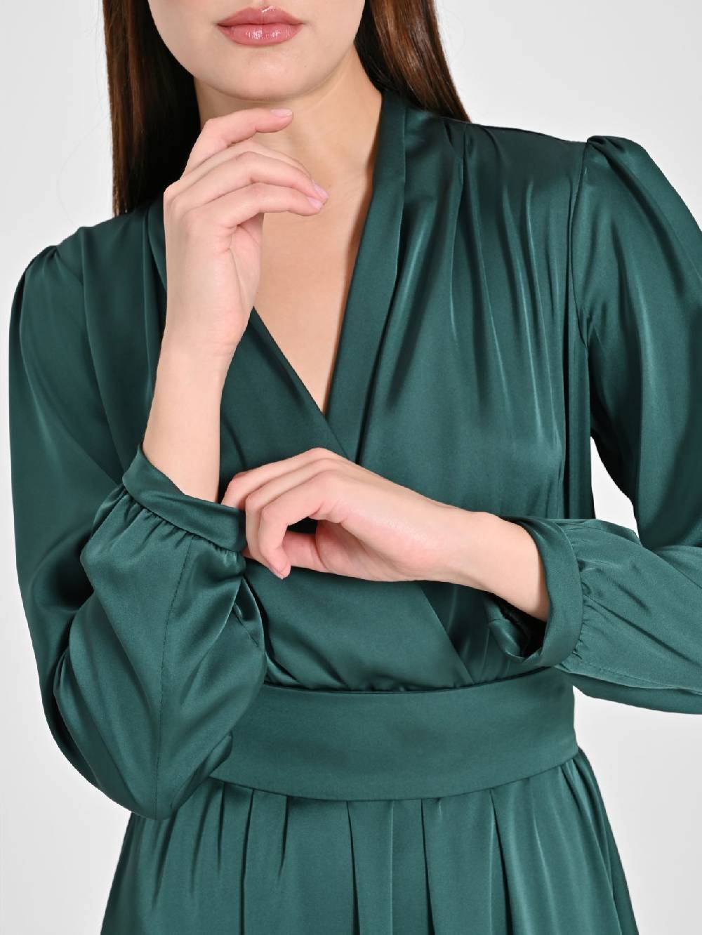 Rinascimento Abito Lungo in Raso Verde Sconto
