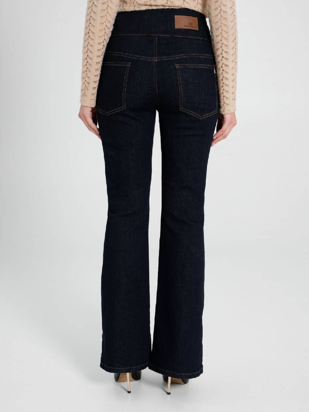 Rinascimento Jeans Flared a Vita Alta Vendite Flash