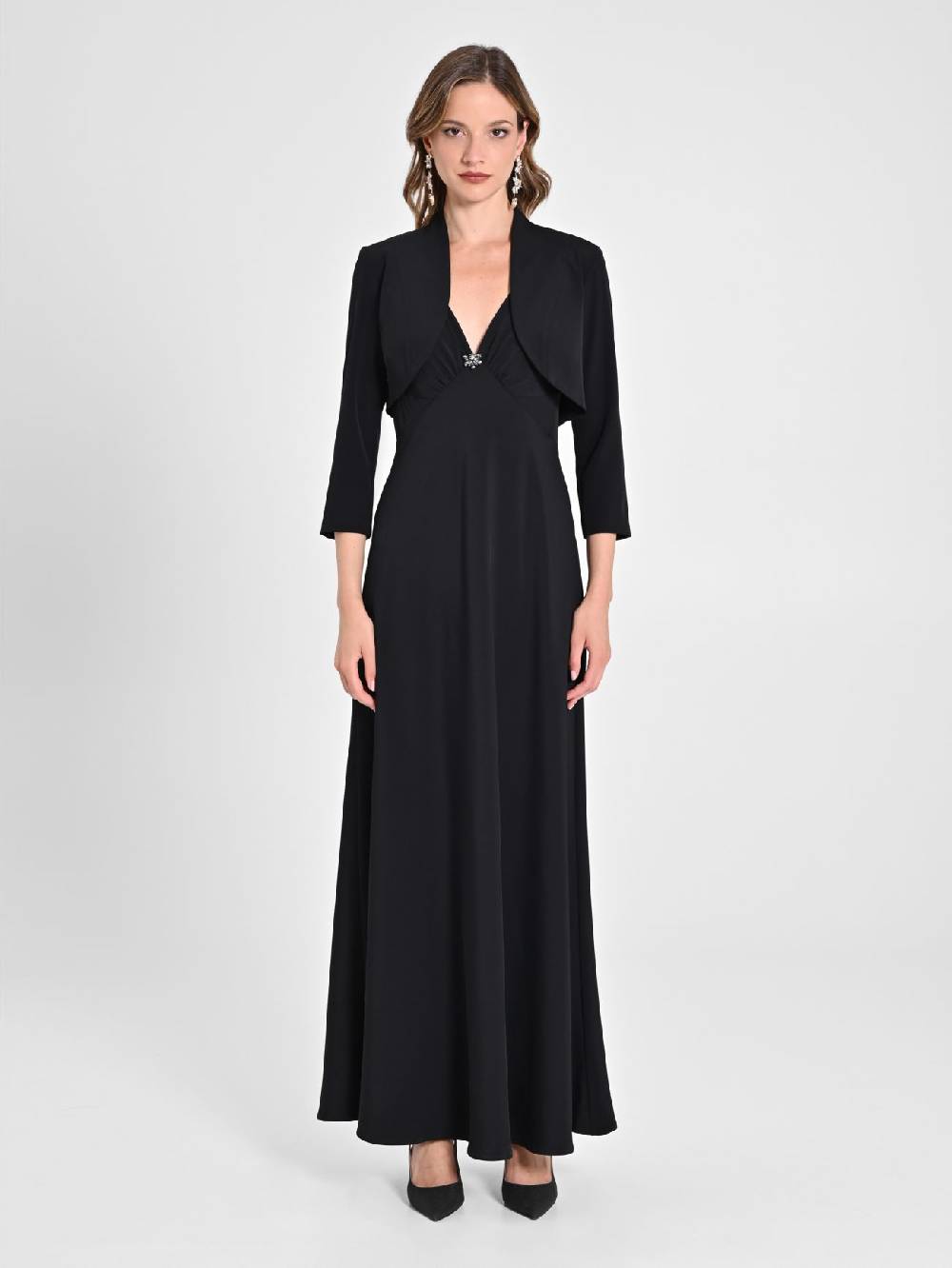 Rinascimento Coprispalle in Cady Nero 50% di sconto con spedizione gratuita