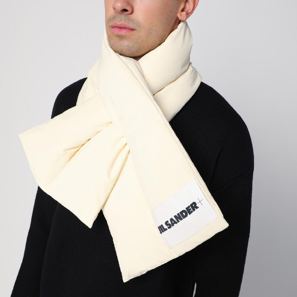 Jil Sander Sciarpa imbottita beige con logo Soddisfazione Garantita