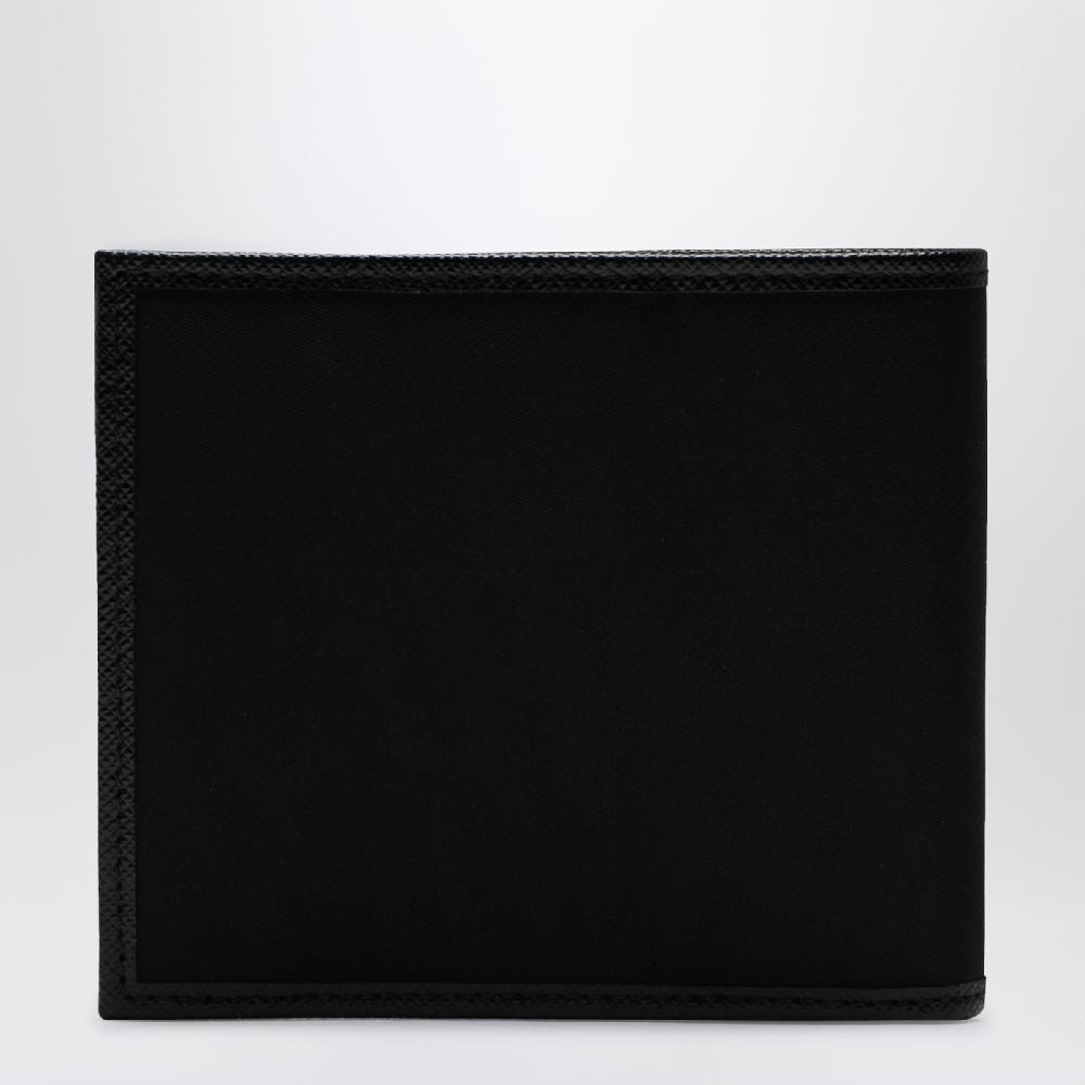 Prada Portafoglio nero in Re-Nylon con triangolo logo Negozio