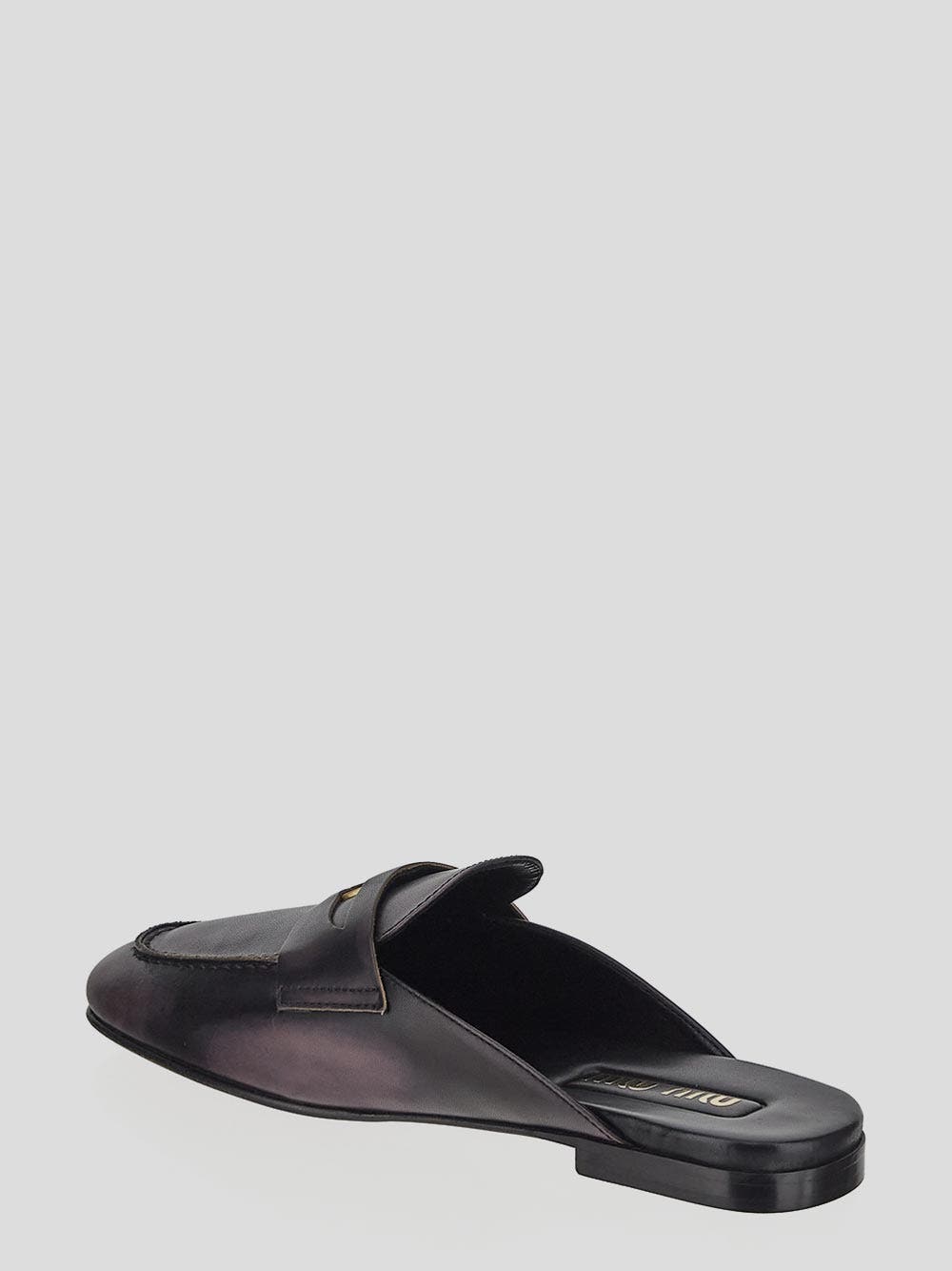 Oluxury Miu Miu loafers In Linea