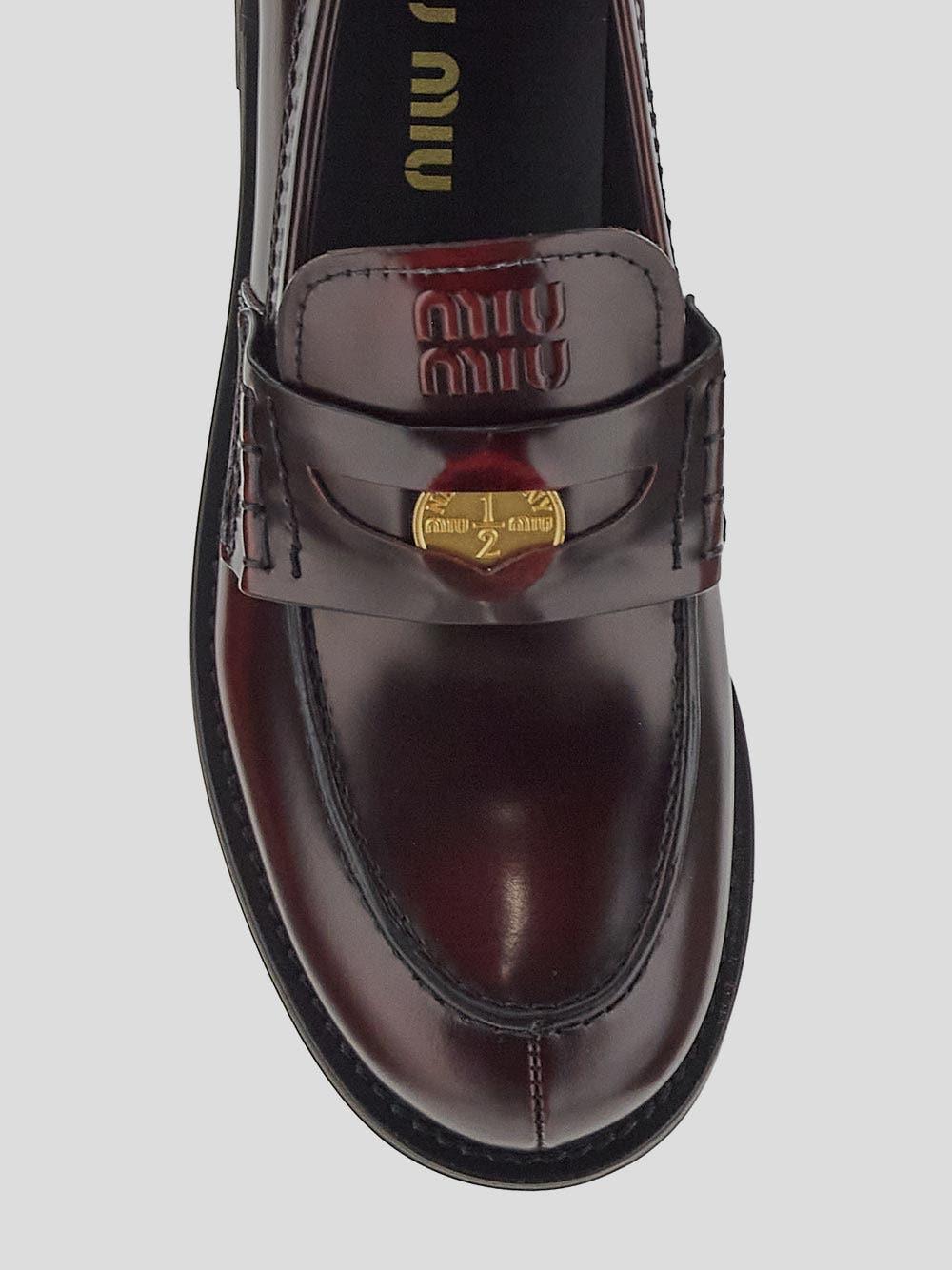 Oluxury Miu Miu loafers Promozione